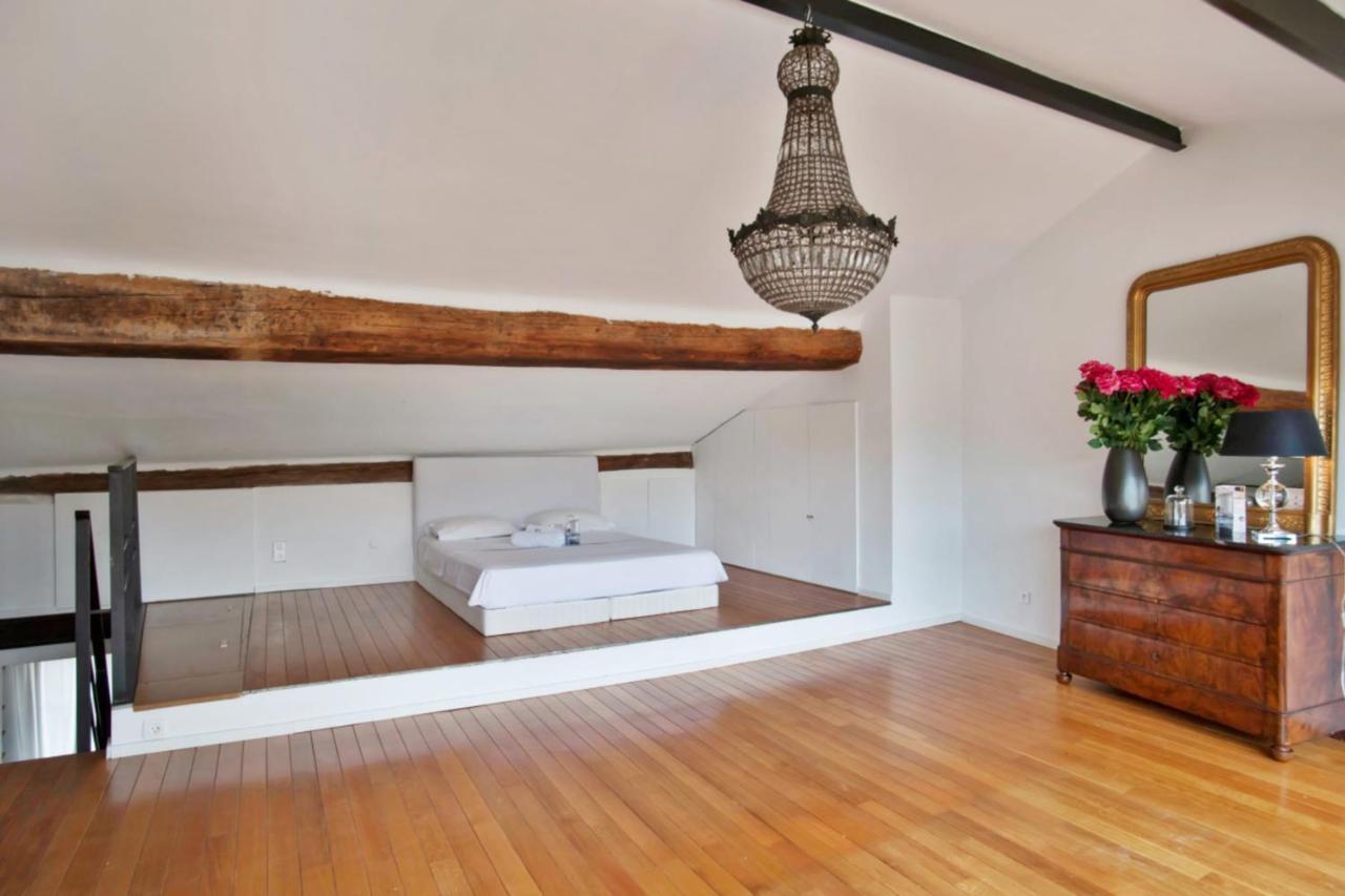 Charming And Large Duplex Flat With Beautiful Terrace In Avignon Lejlighed Eksteriør billede